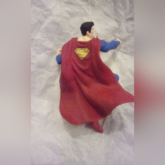 COPY - "Superman" Hallmark The Last Son of Krypton Figure - Picture 6 of 7